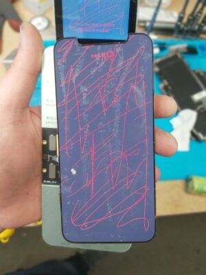 Réparation écran iphone 12 Cassé.Reconditionnement.