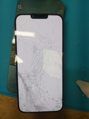 Écran IPhone Cassé