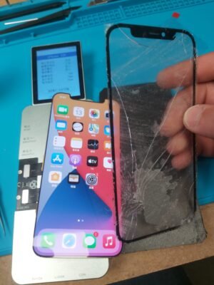Écran IPhone Cassé