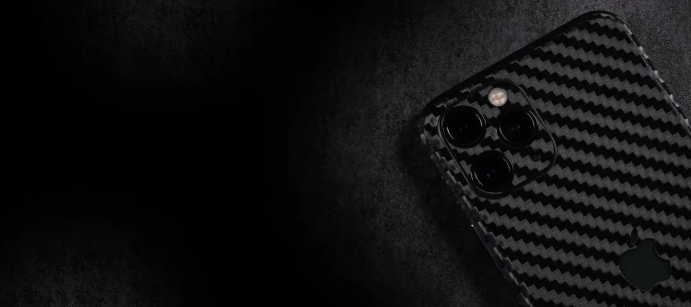 iPhone 11 Pro Max Carbon Fiber Black | VERPHONE Aix-EN-Pᶜᵉ